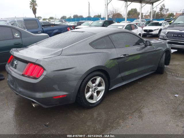 1FA6P8AMXH5227044 Ford Mustang V6