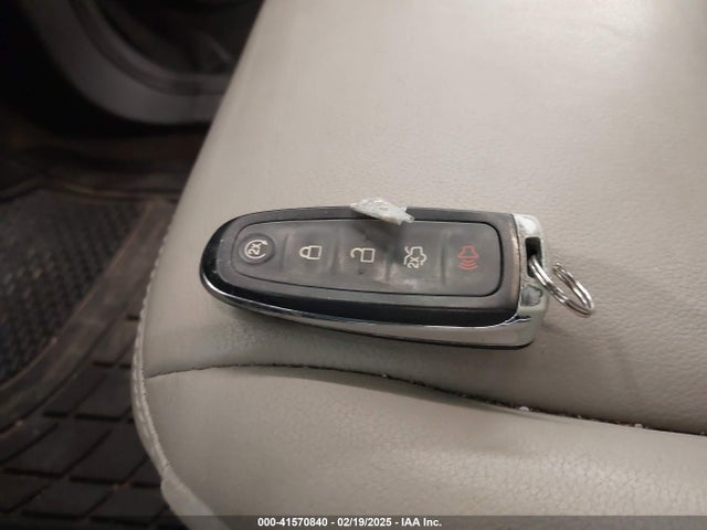 1FMCU9J9XFUB94911 Ford Escape Titanium