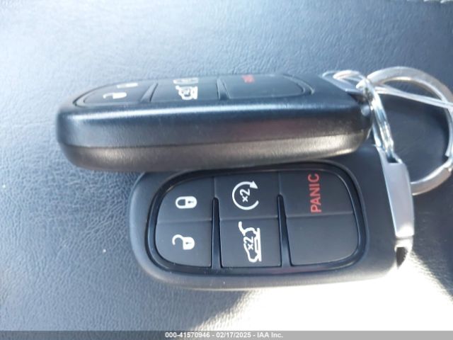 2019 JEEP CHEROKEE 1C4PJLDX3KD223133 Photo 10