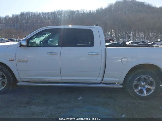 1C6RR7VT2JS180586 RAM 1500 Laramie  4x4 6'4 Box