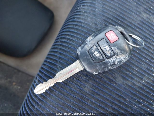 JTDKDTB39G1134242 Toyota Prius C Two