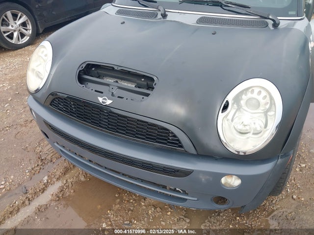 2006 MINI COOPER S WMWRH33596TF87041 Photo 5
