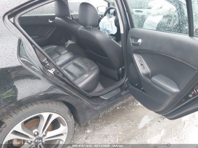 KNAFZ4A86G5569957 KIA FORTE EX