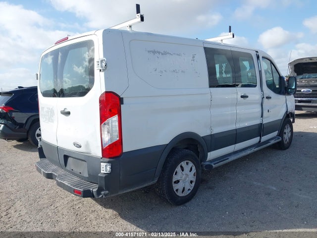 1FTNR1ZM5FKA66094 Ford Transit