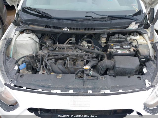 KMHCT5AE4HU322734 Hyundai ACCENT SE