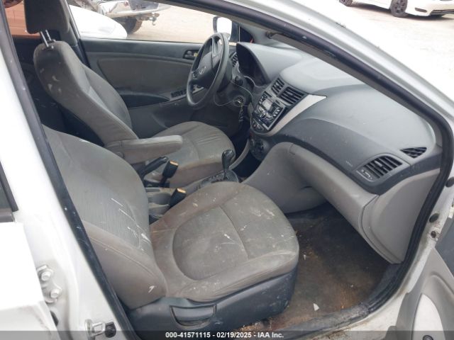 KMHCT5AE4HU322734 Hyundai ACCENT SE