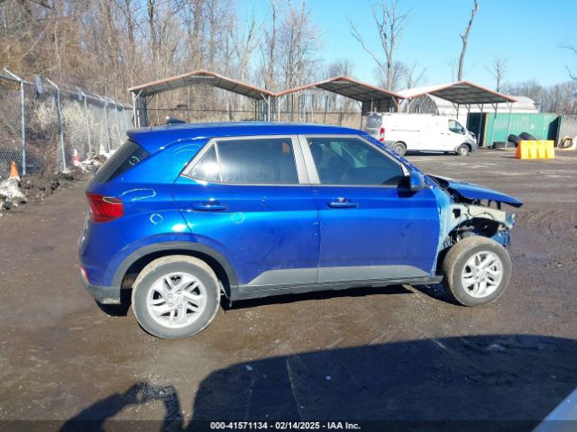 KMHRB8A39MU113075 Hyundai Venue Se