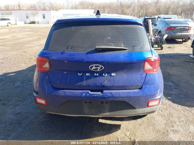 KMHRB8A39MU113075 Hyundai Venue Se