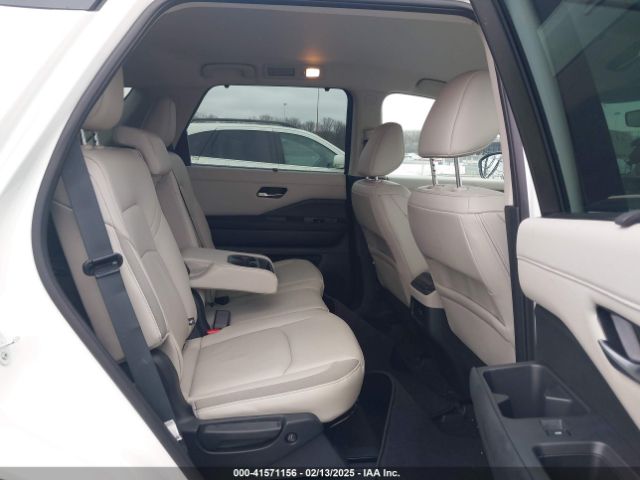 5N1DR3CC9RC315613 Nissan Pathfinder Sl 4wd