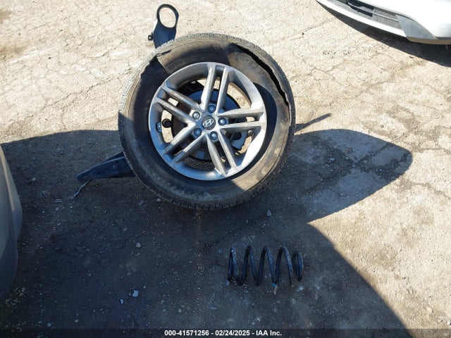 5XYZU3LBXJG508191 Hyundai Santa Fe Sport 2.4l