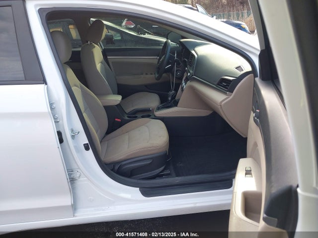 Hyundai ELANTRA SEL 2019 5NPD84LF3KH421265 Image 5