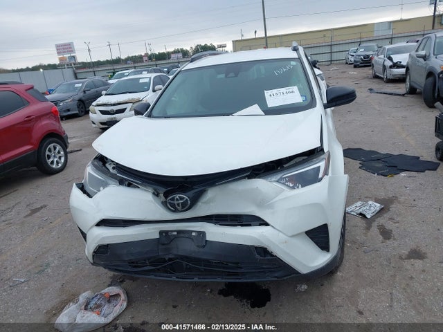 JTMZFREV1HJ103223 Toyota RAV4 LE
