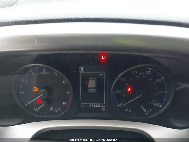 JTMZFREV1HJ103223 Toyota RAV4 LE