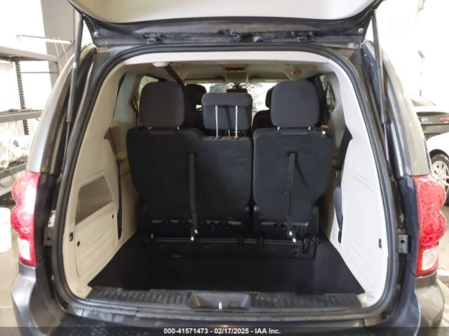 2C4RDGBG9KR527770 Dodge Grand Caravan Se