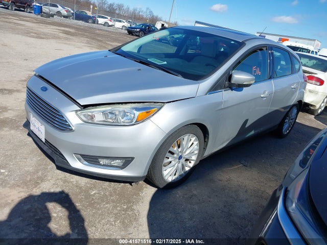 Ford Focus Titanium 2017 1FADP3N2XHL291485 Image 2