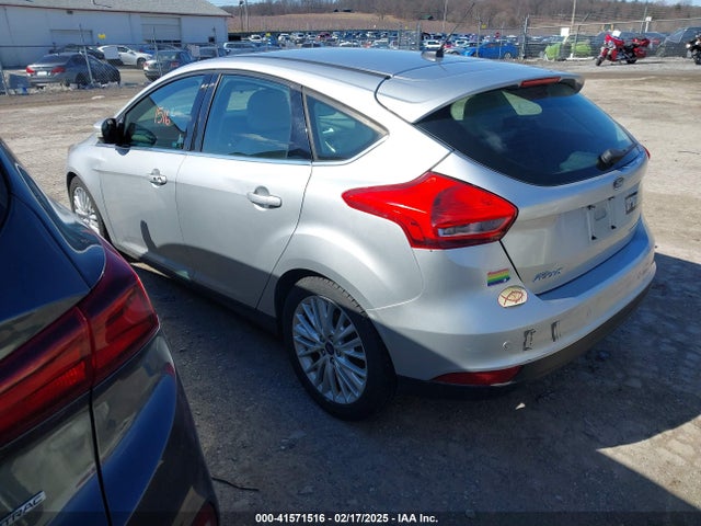 Ford Focus Titanium 2017 1FADP3N2XHL291485 Image 3