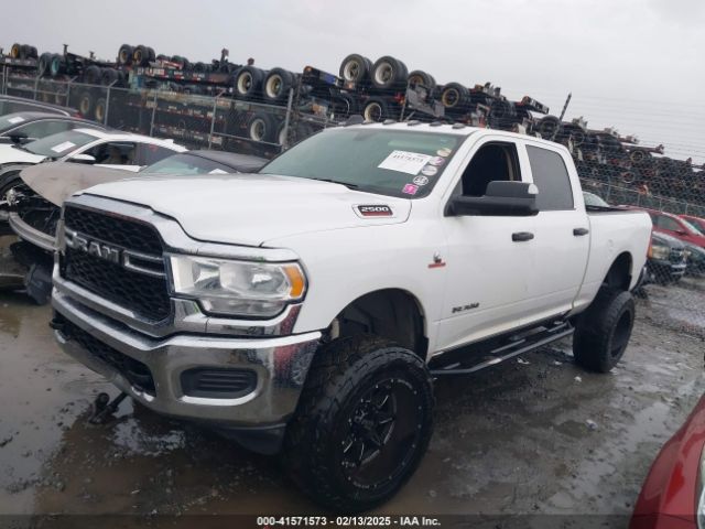 3C6UR5CL0LG280648 RAM 2500 Tradesman  4x4 6'4 Box