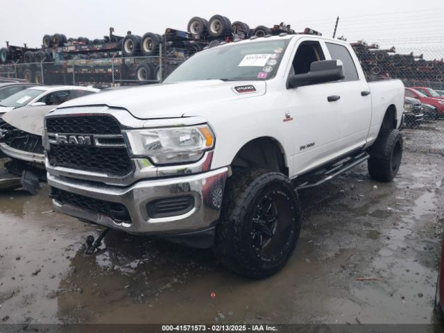 3C6UR5CL0LG280648 RAM 2500 Tradesman  4x4 6'4 Box