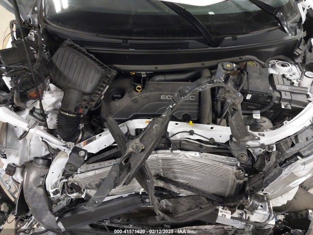 3GNAXJEV9JL410690 Chevrolet EQUINOX LT