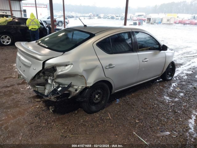 3N1CN7AP3KL880199 Nissan Versa 1.6 Sv