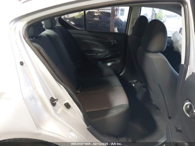 3N1CN7AP3KL880199 Nissan Versa 1.6 Sv
