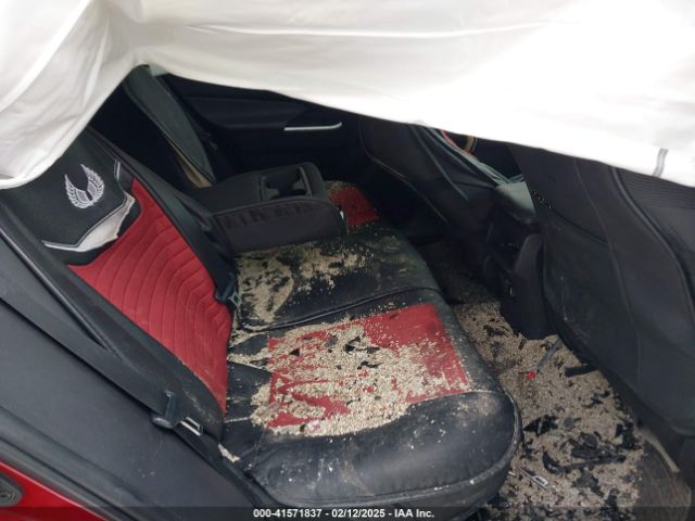 2T3F1RFV1KC016674 Toyota RAV4 LE