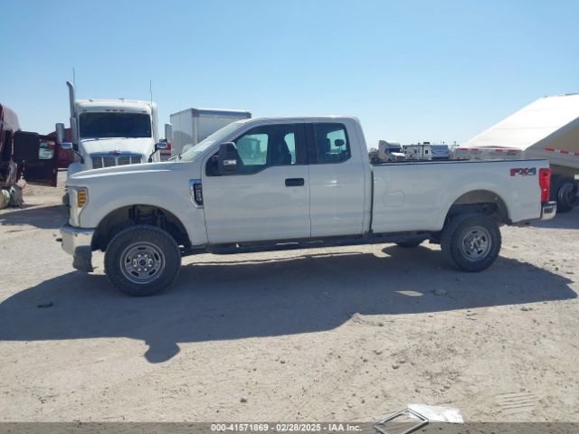 1FT7X2B64KEE33012 Ford F-250 Xl
