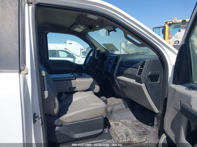 1FT7X2B64KEE33012 Ford F-250 Xl