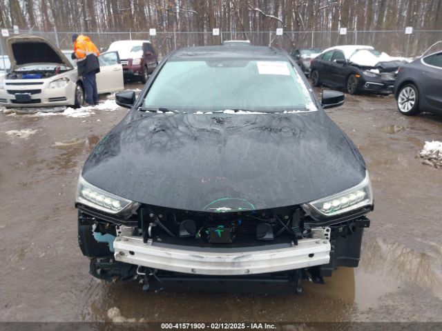 19UUB1F31JA001500 Acura TLX