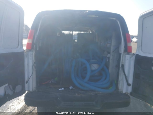 1GCWGGBA3E1214227 Chevrolet Express 2500 Work Van