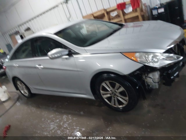 5NPEB4AC0EH926425 Hyundai SONATA GLS
