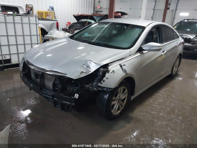 5NPEB4AC0EH926425 Hyundai SONATA GLS