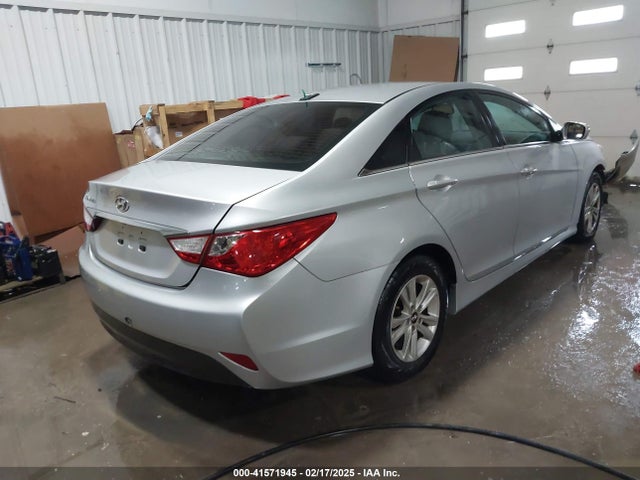 5NPEB4AC0EH926425 Hyundai SONATA GLS