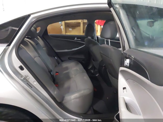 5NPEB4AC0EH926425 Hyundai SONATA GLS
