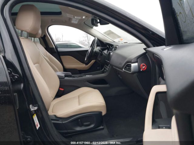 2017 JAGUAR F-PACE SADCJ2BV9HA047262 Photo 4