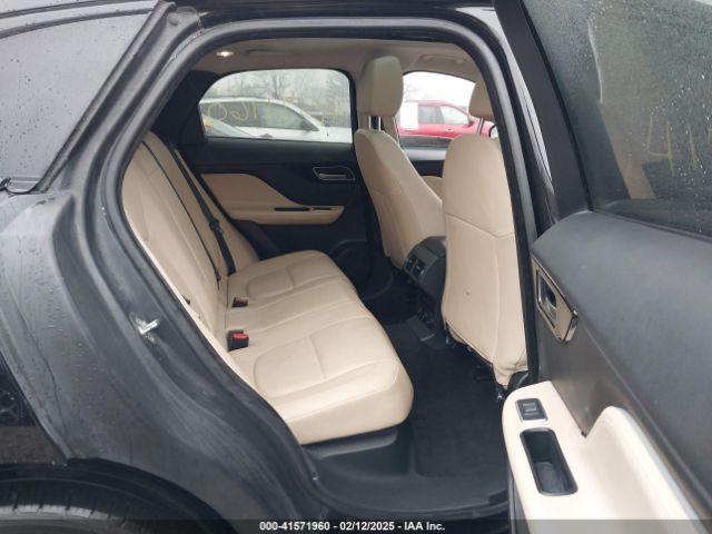 2017 JAGUAR F-PACE SADCJ2BV9HA047262 Photo 7