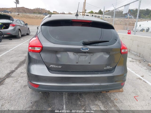 Ford FOCUS SE 2015 1FADP3K27FL256758 Image 15