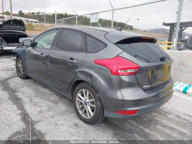 Ford FOCUS SE 2015 1FADP3K27FL256758 Image 3