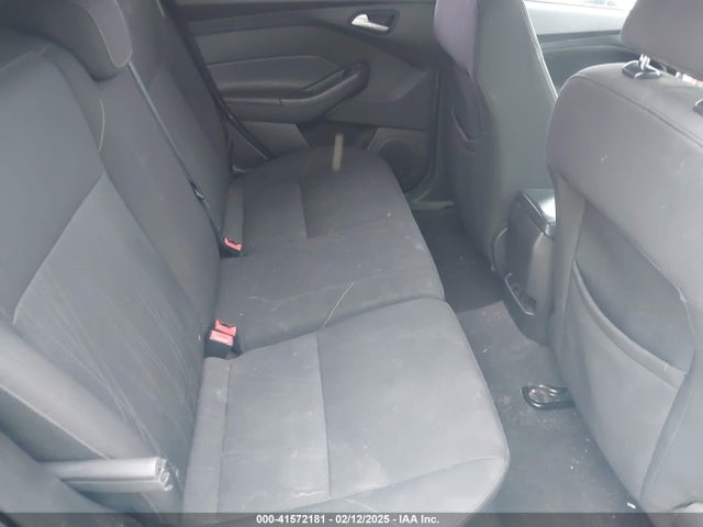 Ford FOCUS SE 2015 1FADP3K27FL256758 Image 8
