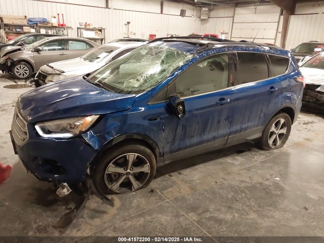 1FMCU9GD2HUB99955 Ford ESCAPE SE