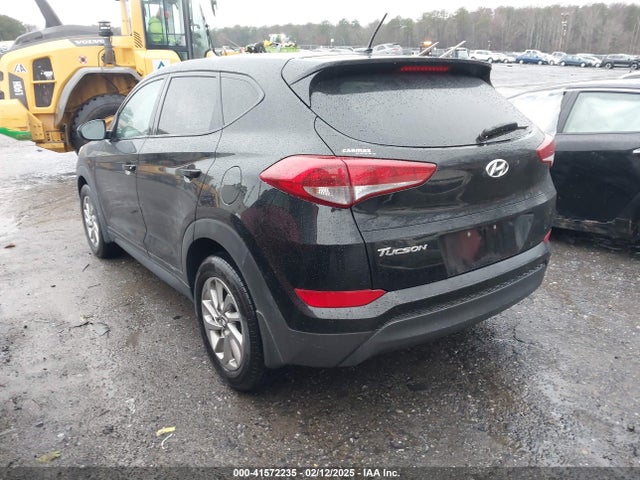 Hyundai TUCSON SE 2017 KM8J23A4XHU460784 Image 3
