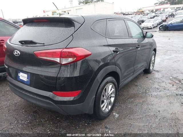 Hyundai TUCSON SE 2017 KM8J23A4XHU460784 Image 4