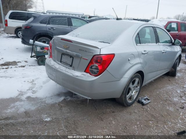 1G1JE5SB5F4121571 Chevrolet Sonic Ltz Auto