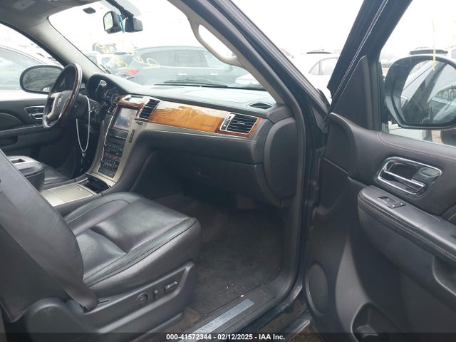 2014 CADILLAC ESCALADE ESV 1GYS4KEF4ER171501 Photo 4