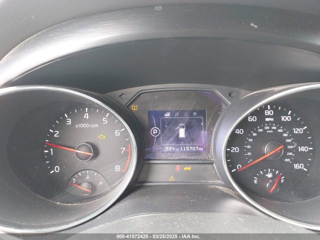 KIA SEDONA LX 2017 KNDMB5C17H6242614 Image 7