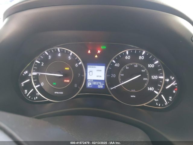 JN8AY2NC0J9552627 Nissan ARMADA SV