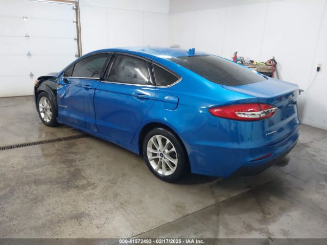 2019 FORD FUSION HYBRID 3FA6P0LU1KR102727 Photo 2