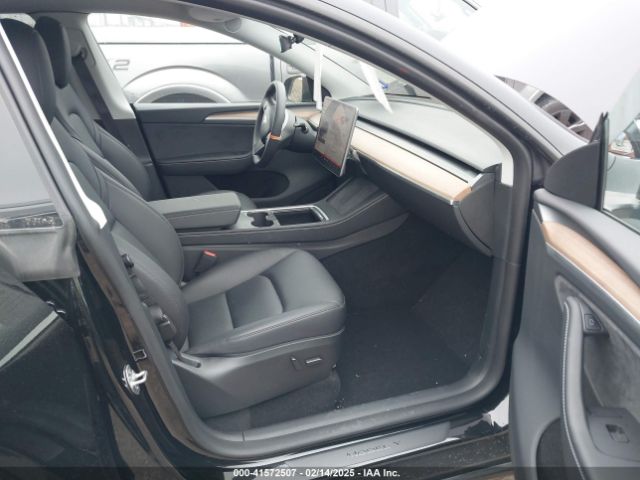 2023 TESLA MODEL Y 7SAYGDEE1PA187481 Photo 4
