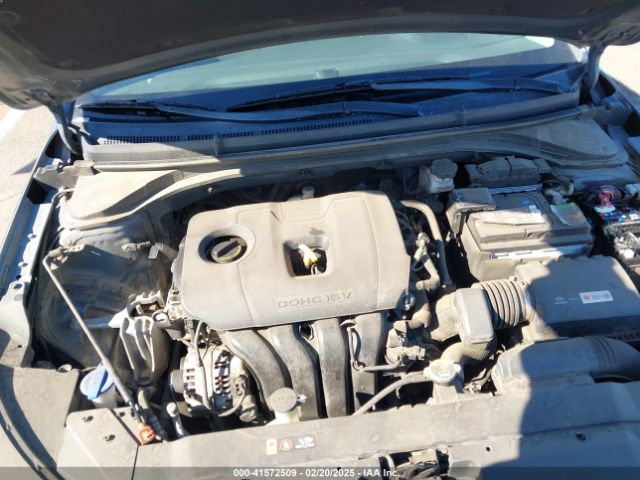 5NPD84LF7KH457945 Hyundai ELANTRA SEL