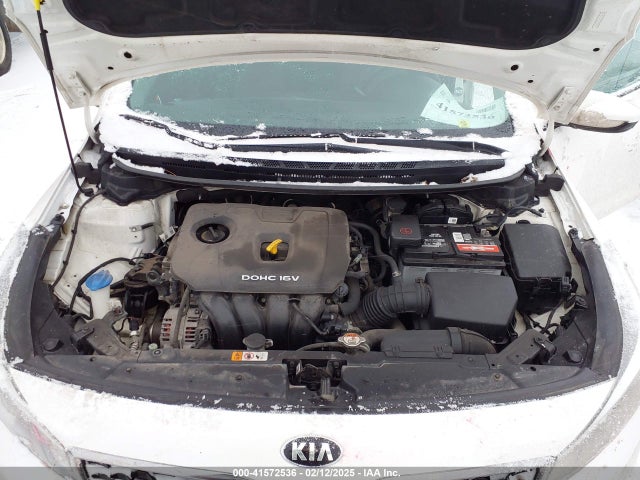 KIA FORTE LX 2017 3KPFL4A71HE028834 Image 10